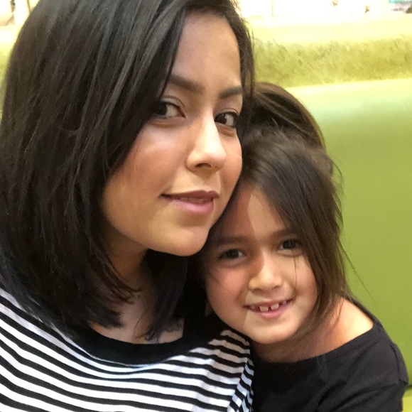 Meet your posher π - Picture 1 of 1